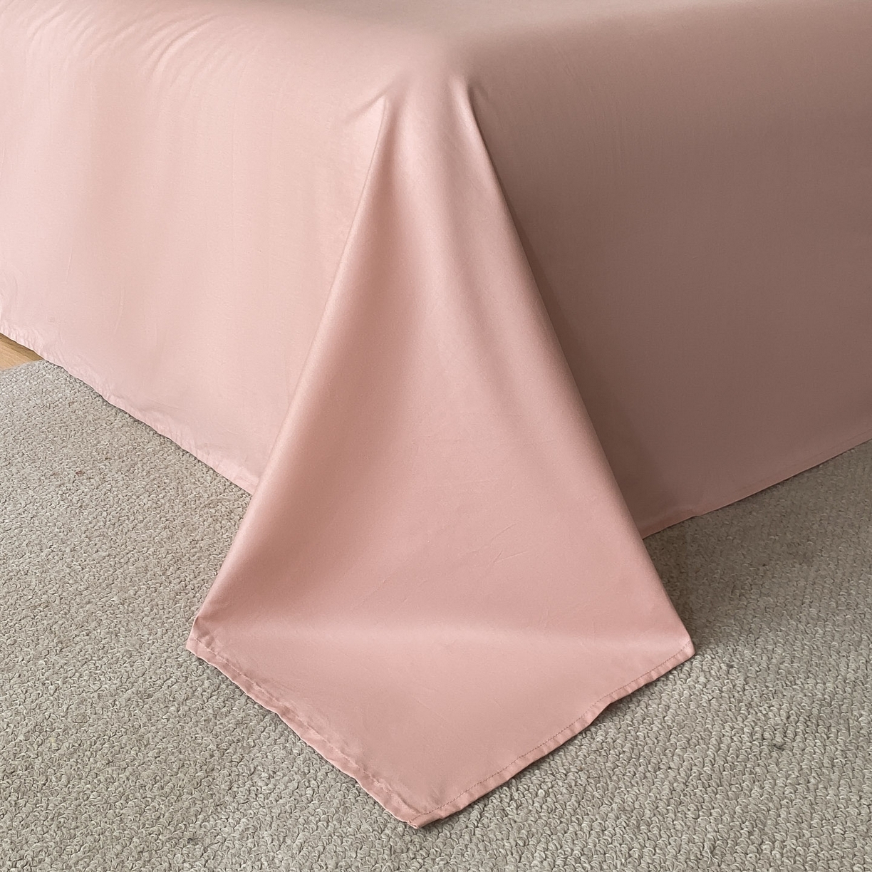 91家纺网 家纺一手货源 找家纺 禾时 2025新款A类60支加厚长绒棉全棉纯棉立体提花轻奢四件套 达米安（豆沙）