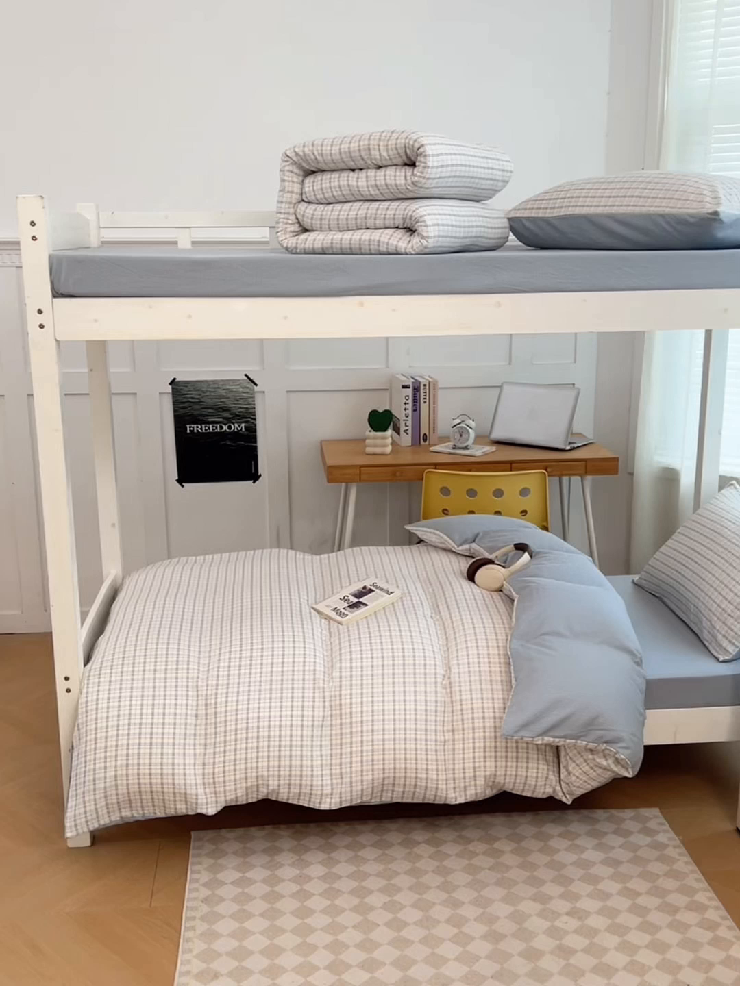 91家纺网 家纺一手货源 找家纺 梦舒羽 2025新款双层纱格子学生宿舍上下铺套件 常规款-天空蓝格