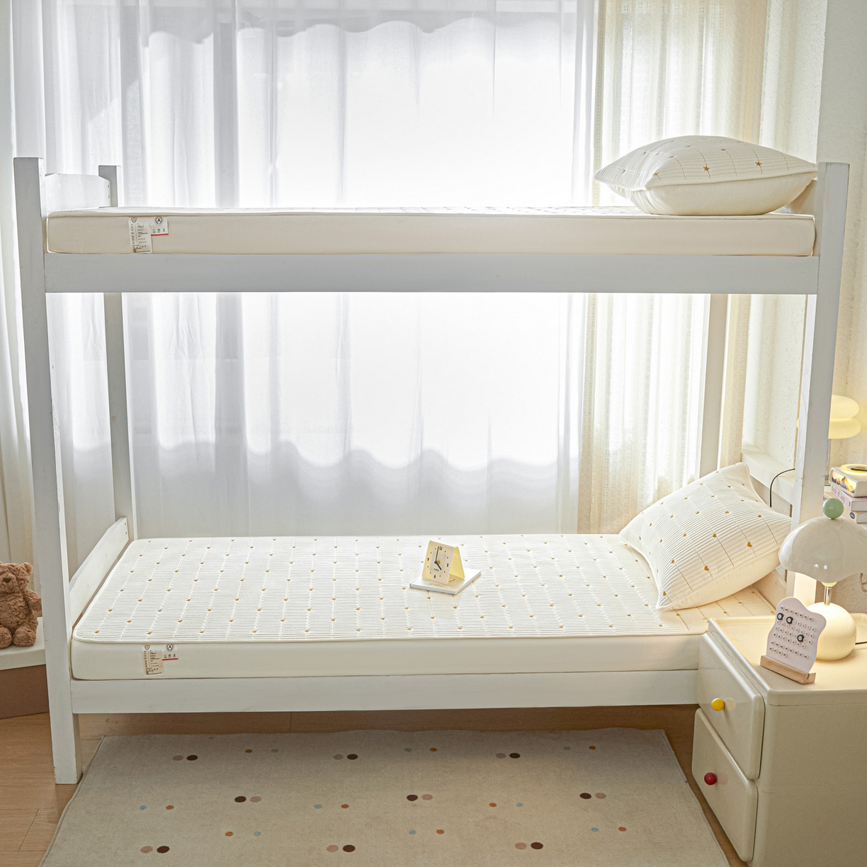 91家纺网 家纺一手货源 找家纺 芬晴家纺 2025春夏新款A类大豆夹棉学生床笠单床笠床笠单件-繁星-爱心系列 爱心-米白