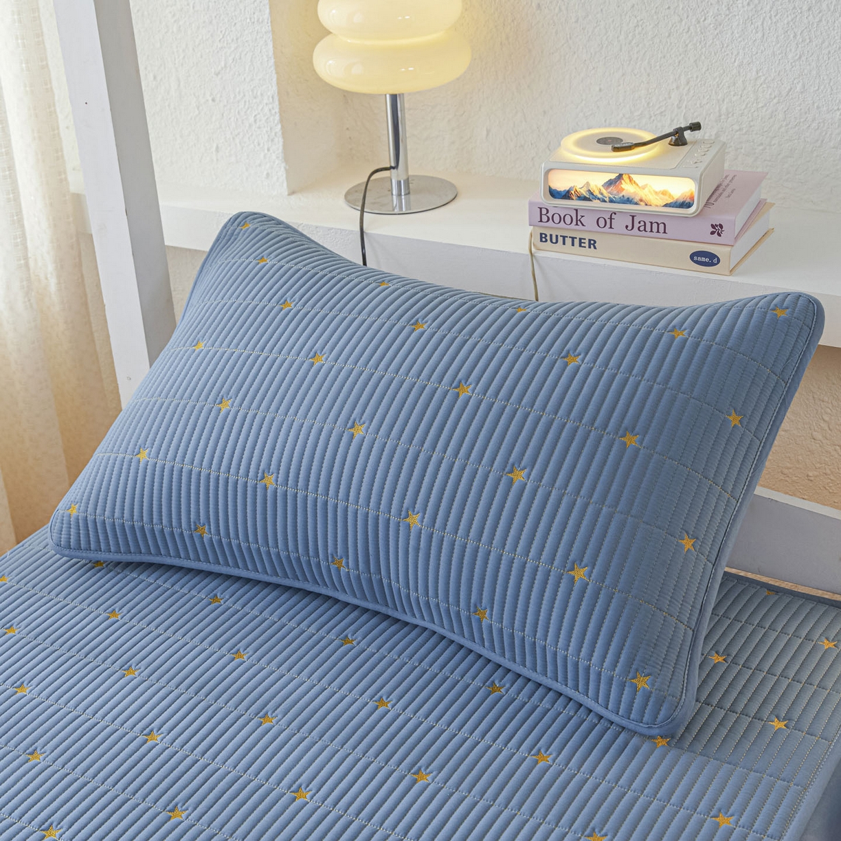 91家纺网 家纺一手货源 找家纺 芬晴家纺 2025春夏新款A类大豆夹棉学生床笠单床笠床笠单件-繁星-爱心系列 繁星-雾蓝