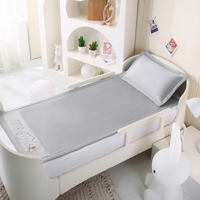 91家纺网 家纺一手货源 找家纺 小牛席业 2025新款儿童凉感冰丝席儿童席-星际探索 星际探索-灰色