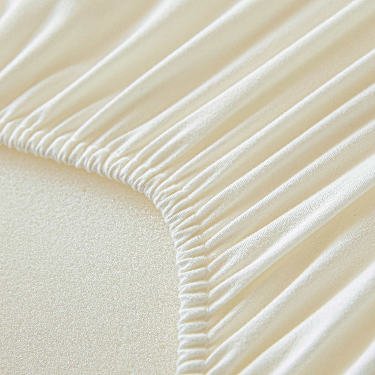 91家纺网 家纺一手货源 找家纺 芬晴家纺 2025春夏新款A类大豆夹棉学生床笠单床笠床笠单件-繁星-爱心系列 爱心-米白