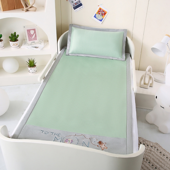 91家纺网 家纺一手货源 找家纺 小牛席业 2025新款儿童凉感冰丝席儿童席-星际探索 星际探索-绿色