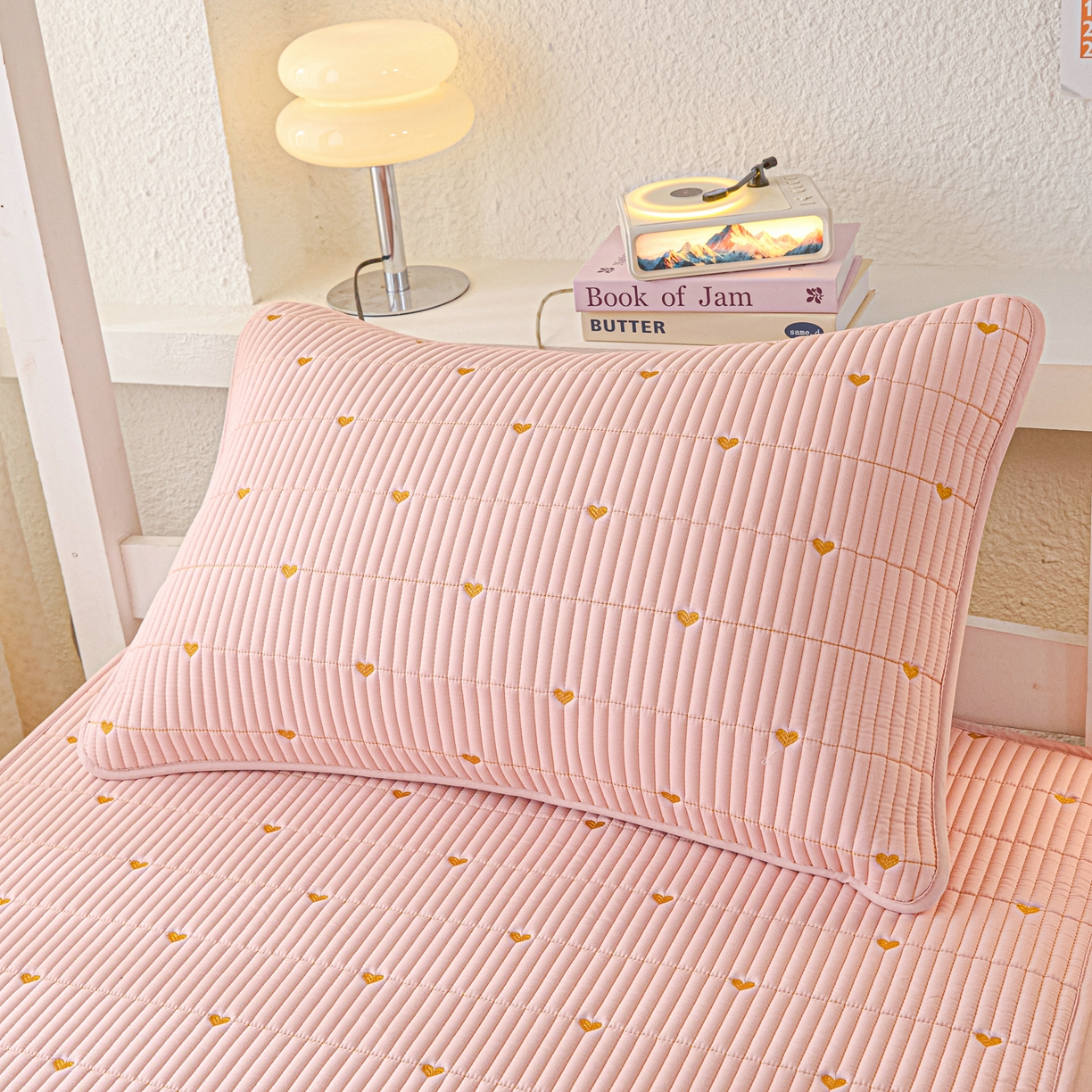 91家纺网 家纺一手货源 找家纺 （总）芬晴家纺 2025春夏新款A类大豆夹棉学生床笠单床笠床笠单件-繁星-爱心系列