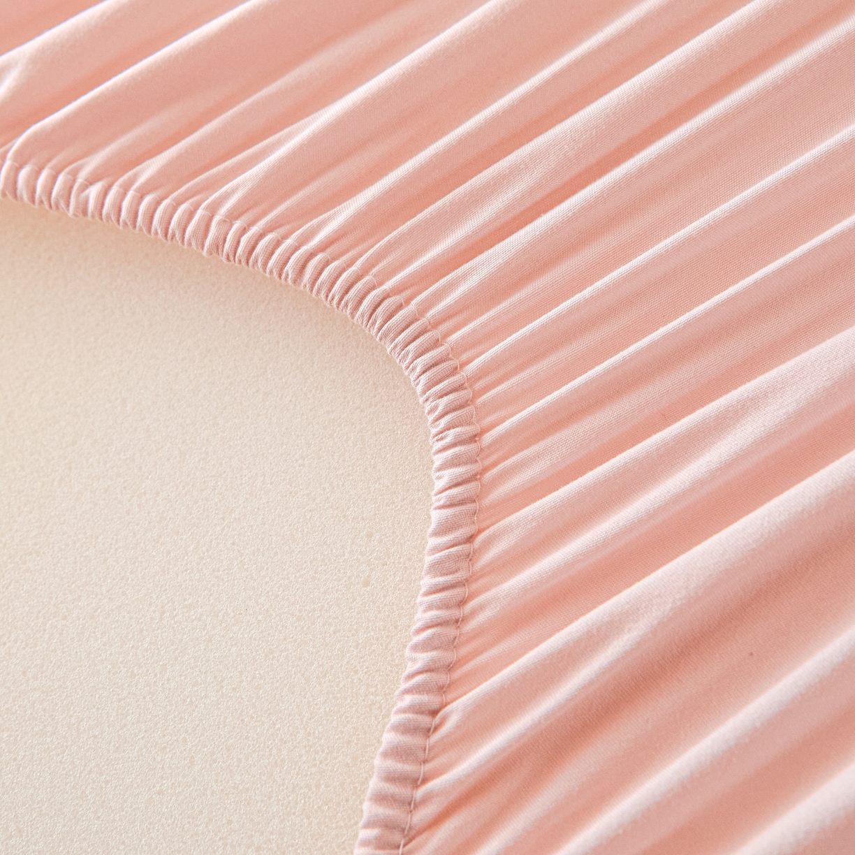 91家纺网 家纺一手货源 找家纺 （总）芬晴家纺 2025春夏新款A类大豆夹棉学生床笠单床笠床笠单件-繁星-爱心系列