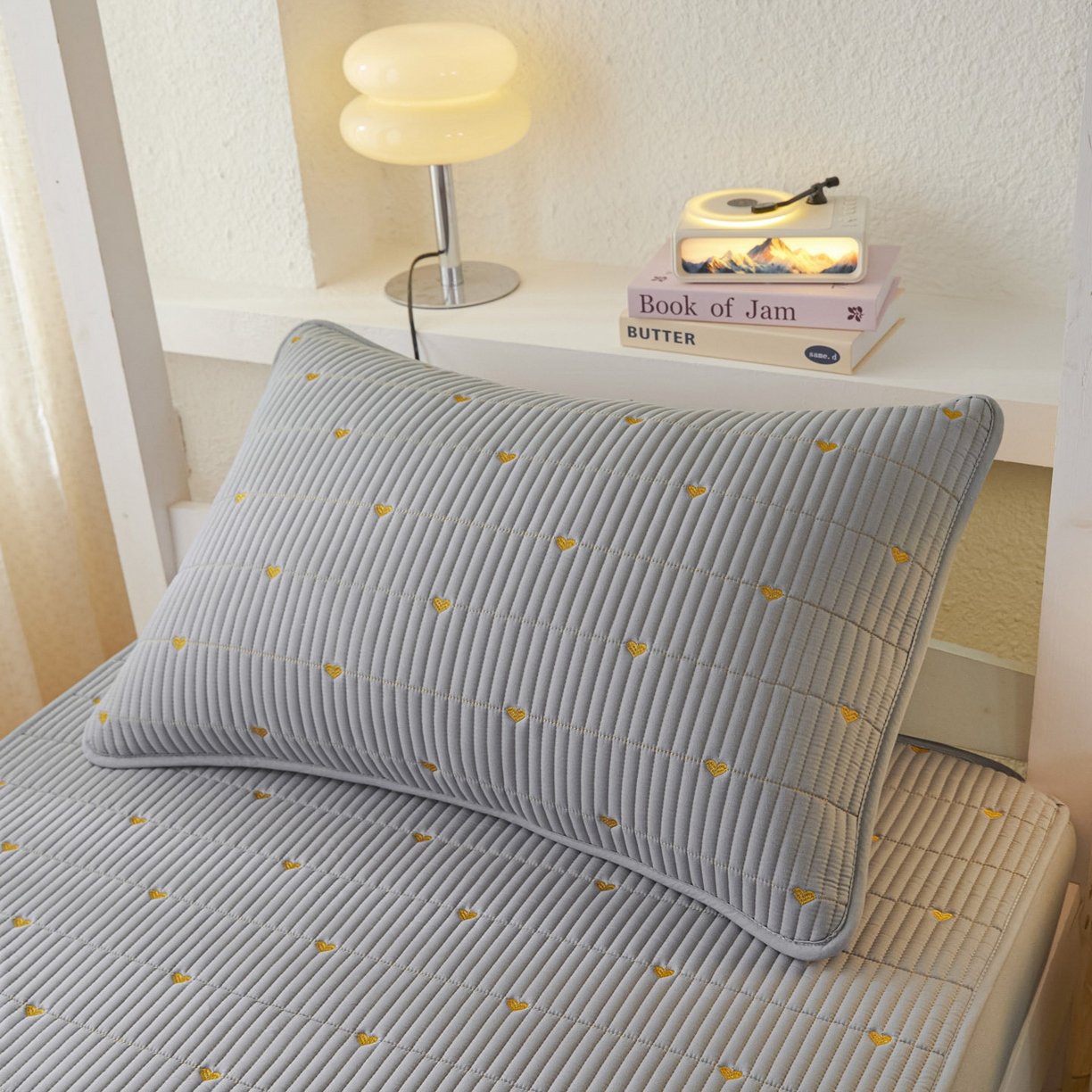 91家纺网 家纺一手货源 找家纺 芬晴家纺 2025春夏新款A类大豆夹棉学生床笠单床笠床笠单件-繁星-爱心系列 爱心-星灰