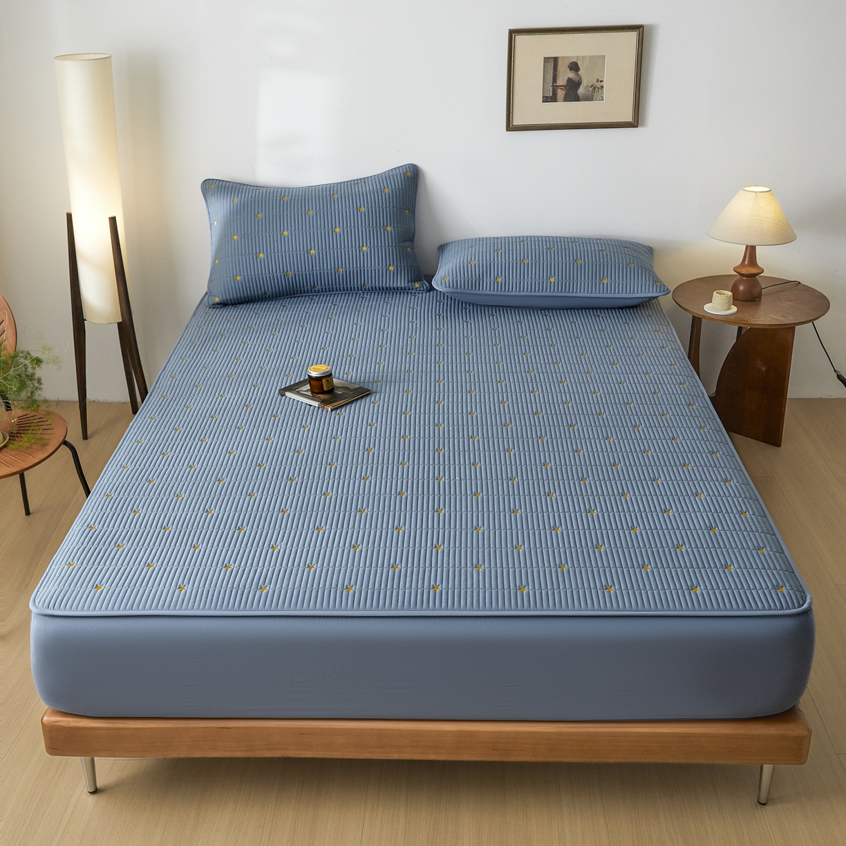 91家纺网 家纺一手货源 找家纺 芬晴家纺 2025新款A类大豆夹棉爱心防水床笠单床笠床笠单件 繁星-雾蓝