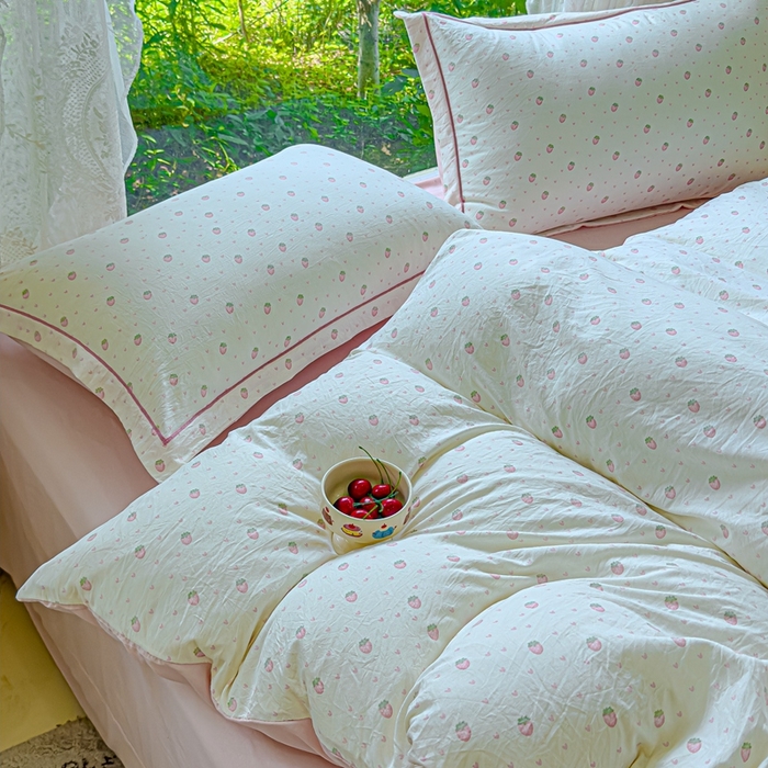91家纺网 家纺一手货源 找家纺 可思家纺 2025新款云柔棉四件套 草莓方糖