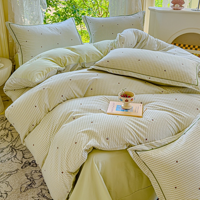 91家纺网 家纺一手货源 找家纺 可思家纺 2025新款云柔棉四件套 水果派对-浅绿