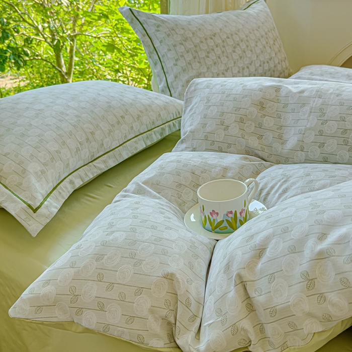 91家纺网 家纺一手货源 找家纺 可思家纺 2025新款云柔棉四件套 藤蔓花影