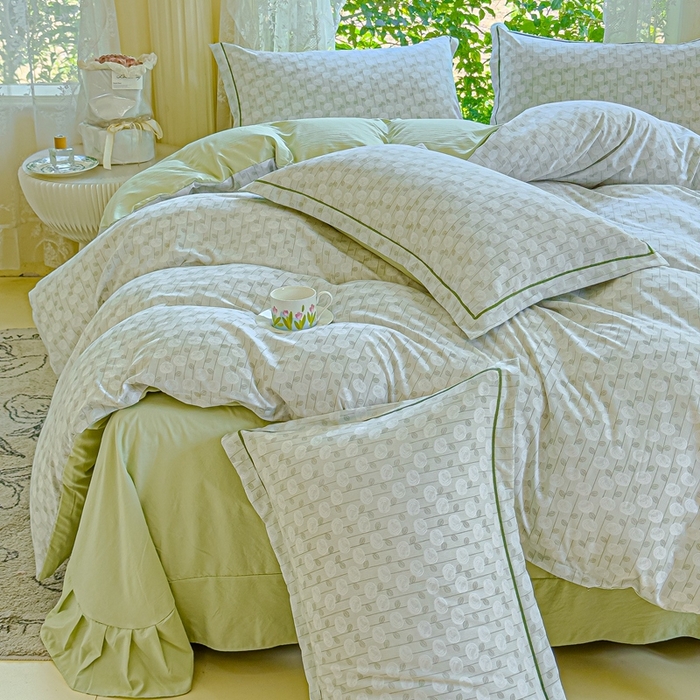 91家纺网 家纺一手货源 找家纺 可思家纺 2025新款云柔棉四件套 藤蔓花影