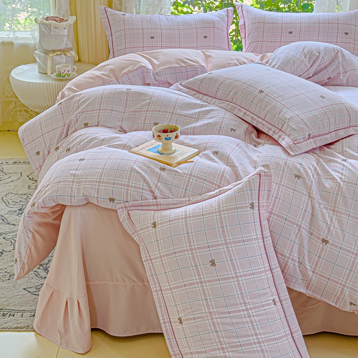 91家纺网 家纺一手货源 找家纺 可思家纺 2025新款云柔棉四件套 英伦风-粉