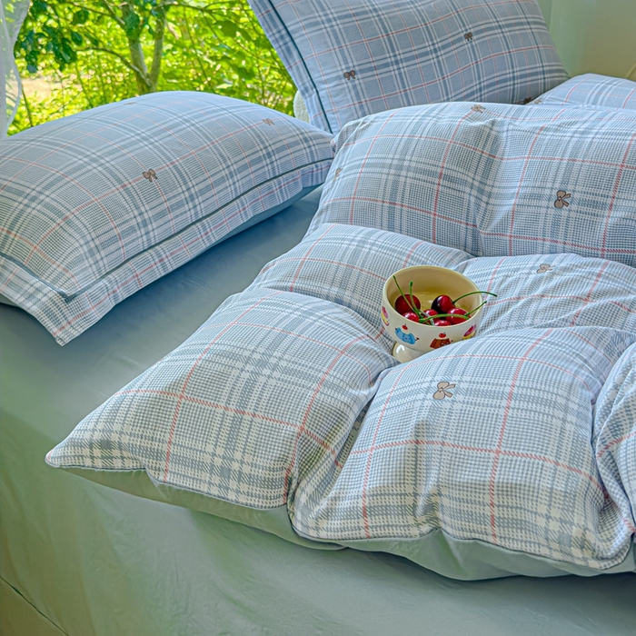 91家纺网 家纺一手货源 找家纺 可思家纺 2025新款云柔棉四件套 英伦风-蓝