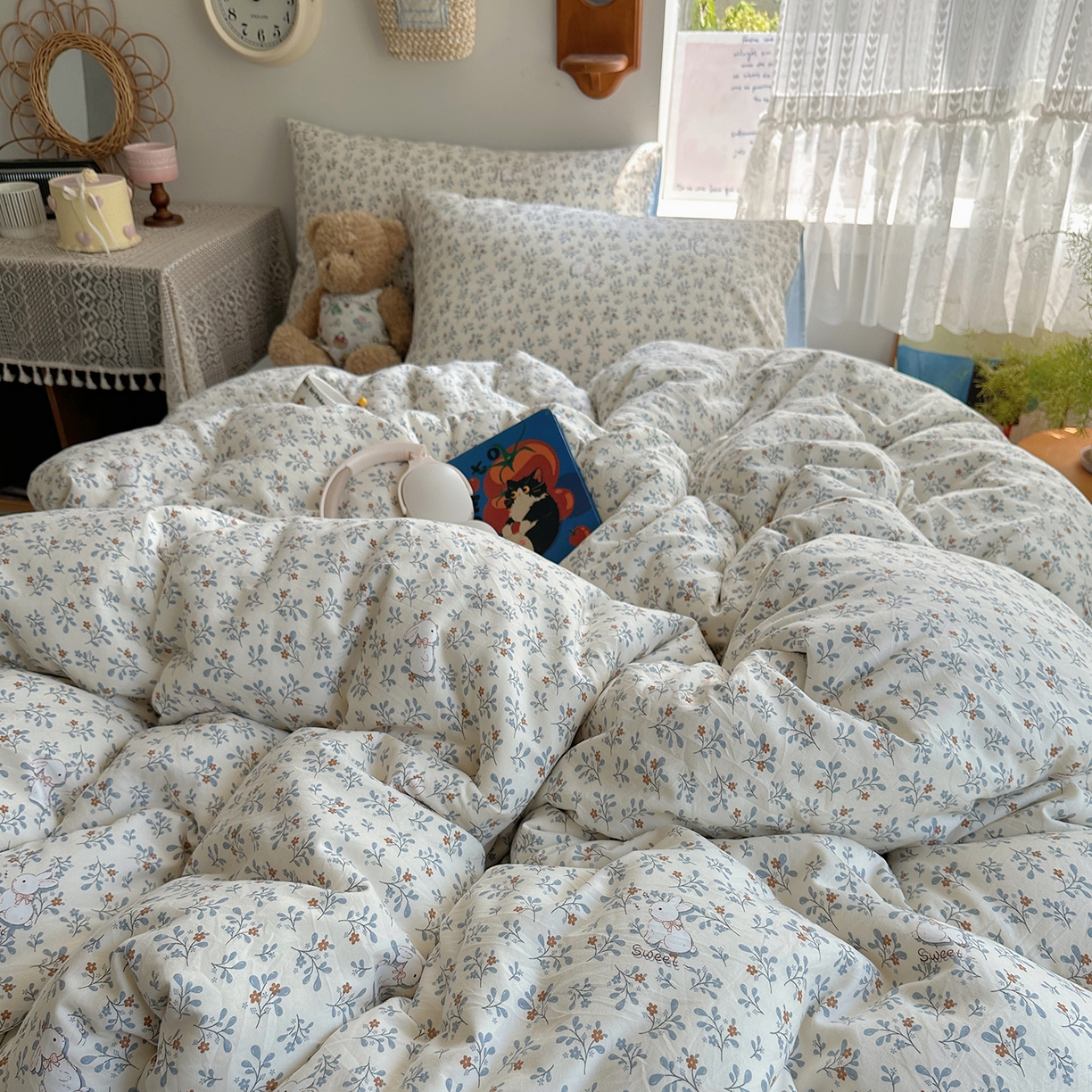 91家纺网 家纺一手货源 找家纺 沐芷 2025 开学季水洗棉四件套A类 卡通简约风超柔舒适三件套 安妮的兔