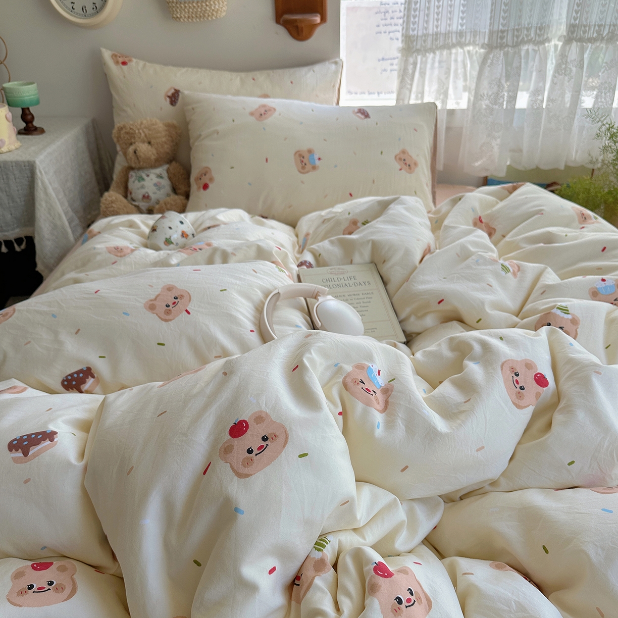 91家纺网 家纺一手货源 找家纺 沐芷 2025 开学季水洗棉四件套A类 卡通简约风超柔舒适三件套 蛋糕熊熊
