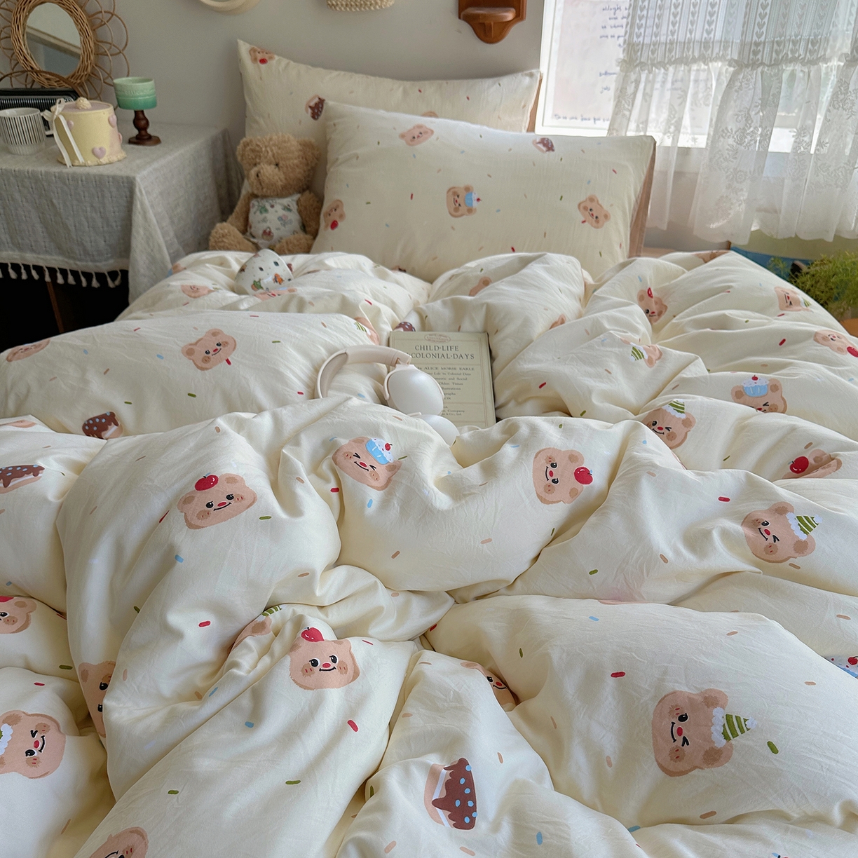 91家纺网 家纺一手货源 找家纺 沐芷 2025 开学季水洗棉四件套A类 卡通简约风超柔舒适三件套 蛋糕熊熊