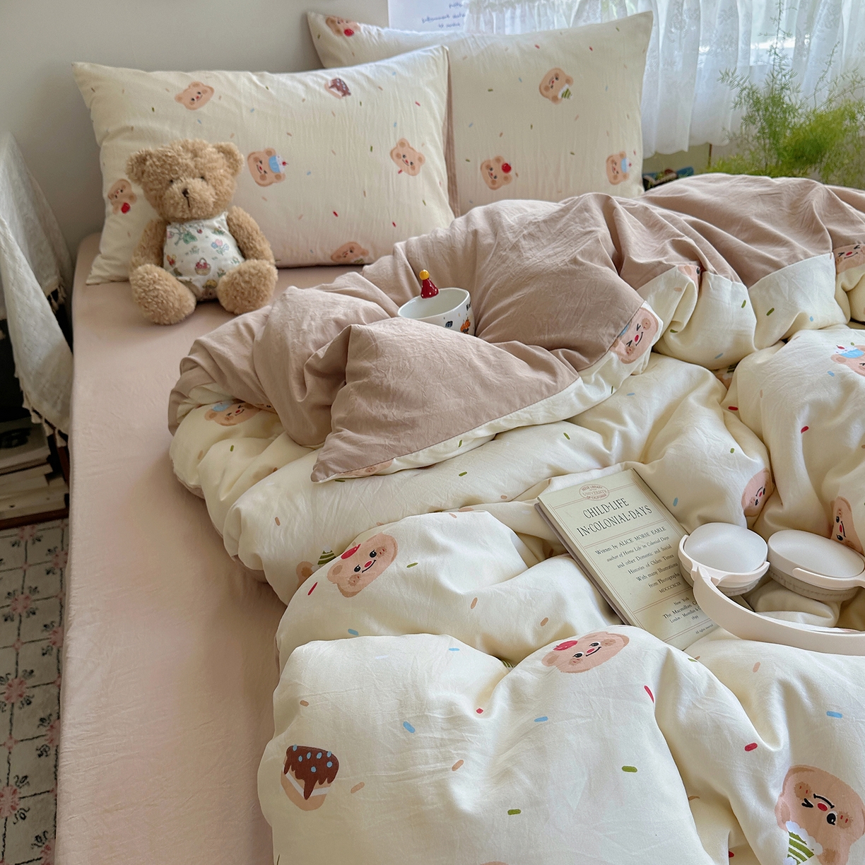 91家纺网 家纺一手货源 找家纺 沐芷 2025 开学季水洗棉四件套A类 卡通简约风超柔舒适三件套 蛋糕熊熊