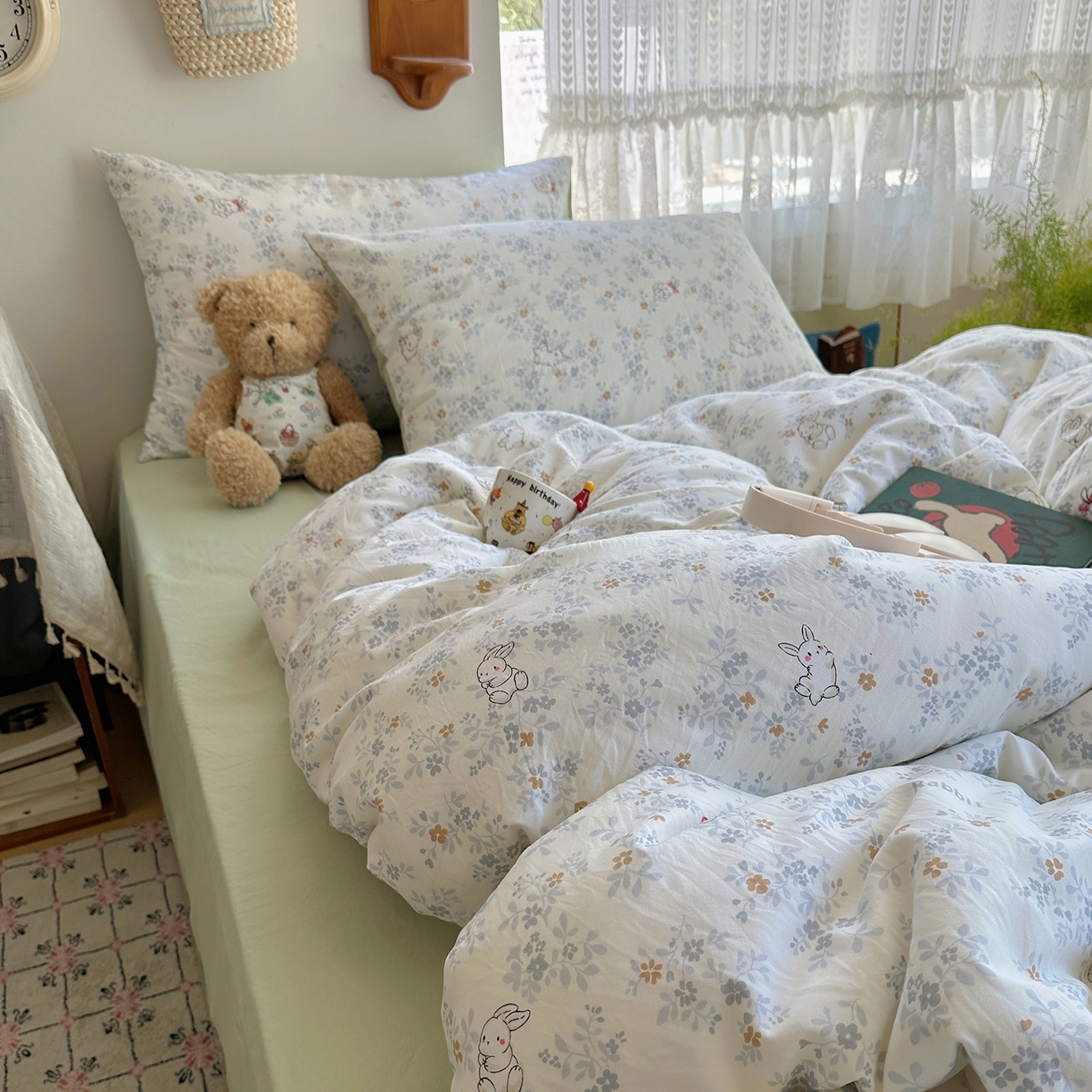 91家纺网 家纺一手货源 找家纺 沐芷 2025 开学季水洗棉四件套A类 卡通简约风超柔舒适三件套 繁花兔兔
