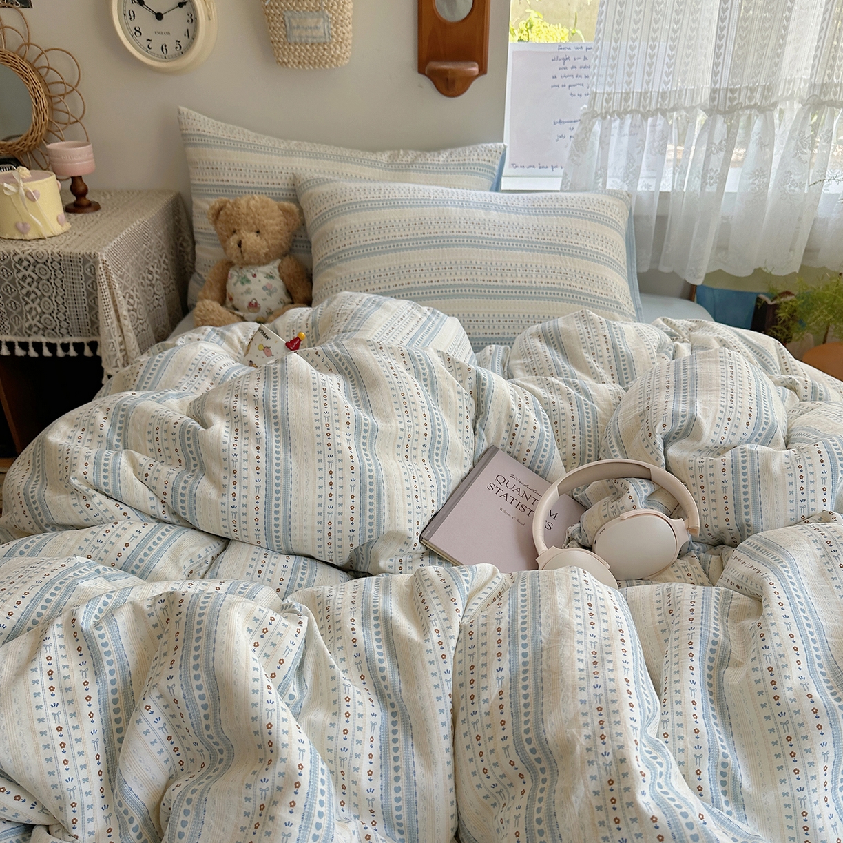 91家纺网 家纺一手货源 找家纺 沐芷 2025 开学季水洗棉四件套A类 卡通简约风超柔舒适三件套 海盐拿铁