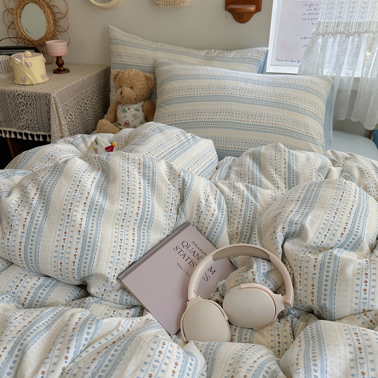 91家纺网 家纺一手货源 找家纺 沐芷 2025 开学季水洗棉四件套A类 卡通简约风超柔舒适三件套 海盐拿铁