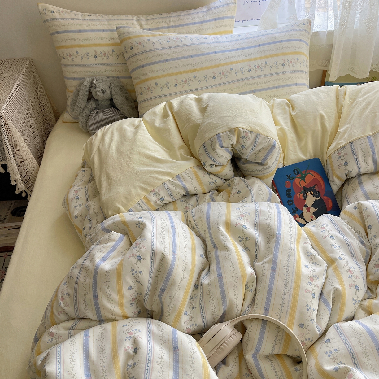 91家纺网 家纺一手货源 找家纺 沐芷 2025 开学季水洗棉四件套A类 卡通简约风超柔舒适三件套 空白诗