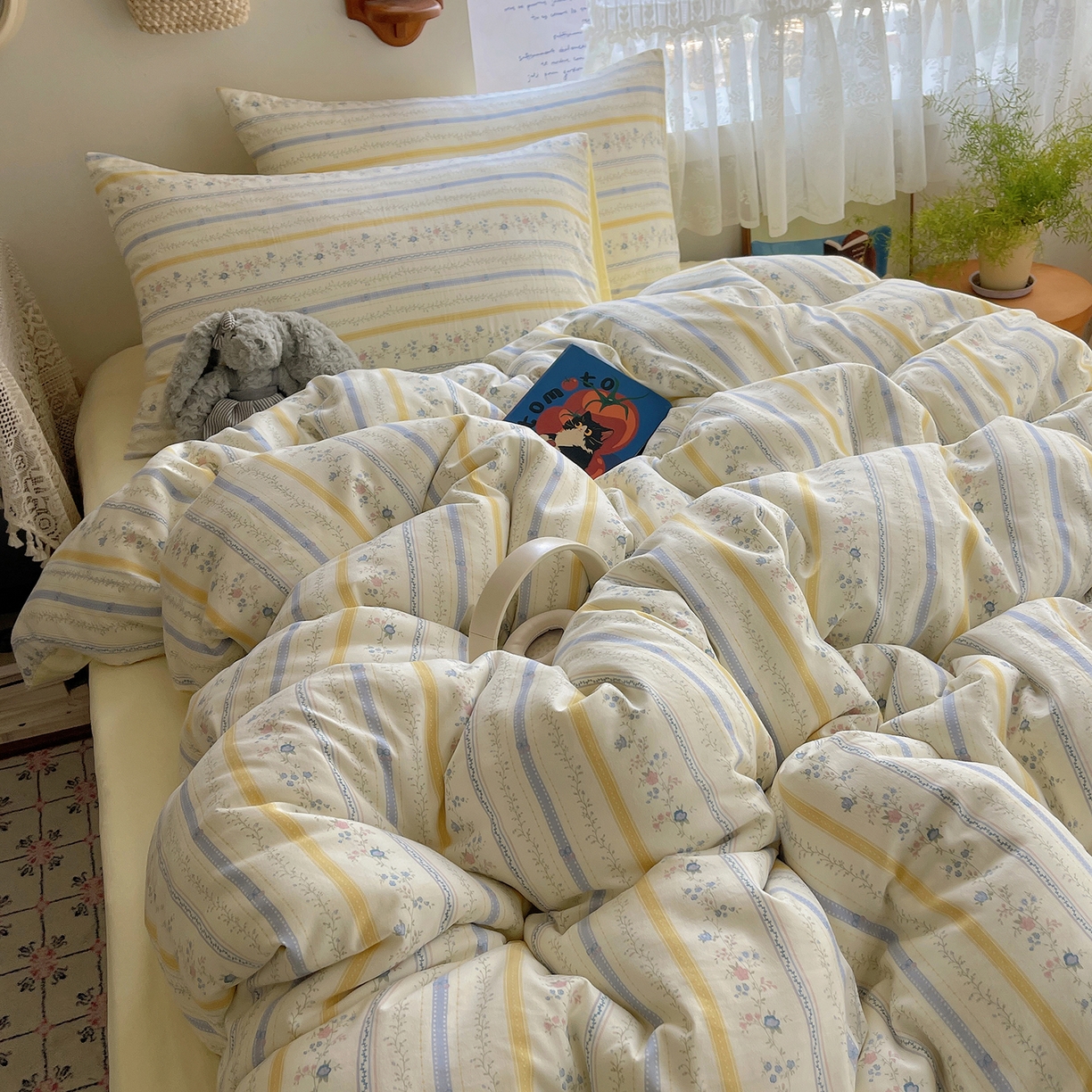 91家纺网 家纺一手货源 找家纺 沐芷 2025 开学季水洗棉四件套A类 卡通简约风超柔舒适三件套 空白诗