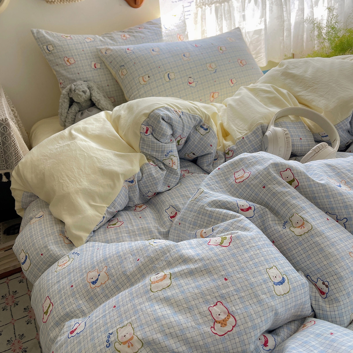 91家纺网 家纺一手货源 找家纺 沐芷 2025 开学季水洗棉四件套A类 卡通简约风超柔舒适三件套 蓝格西高地