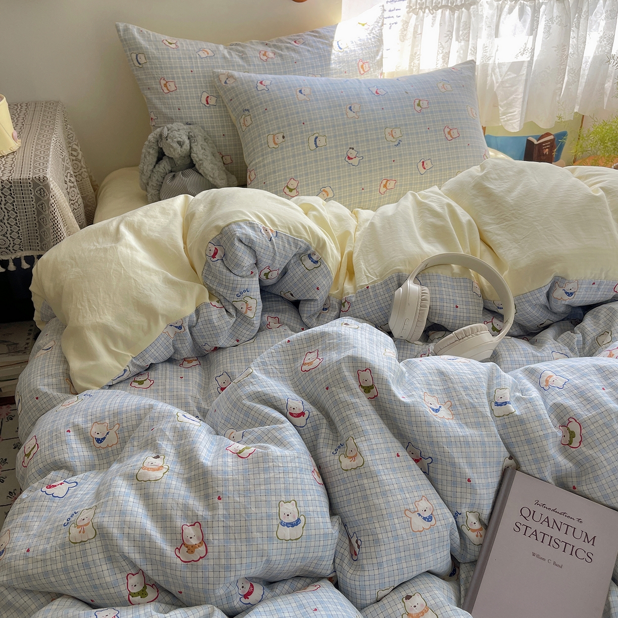 91家纺网 家纺一手货源 找家纺 沐芷 2025 开学季水洗棉四件套A类 卡通简约风超柔舒适三件套 蓝格西高地