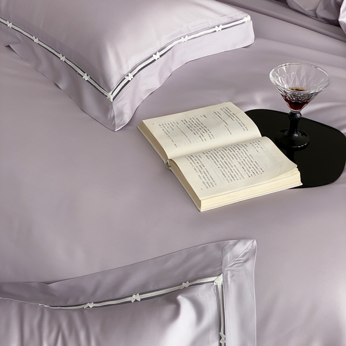 91家纺网 家纺一手货源 找家纺 云栖家居 2025天丝棉纯色镂空四件套-知否 知否-优雅紫