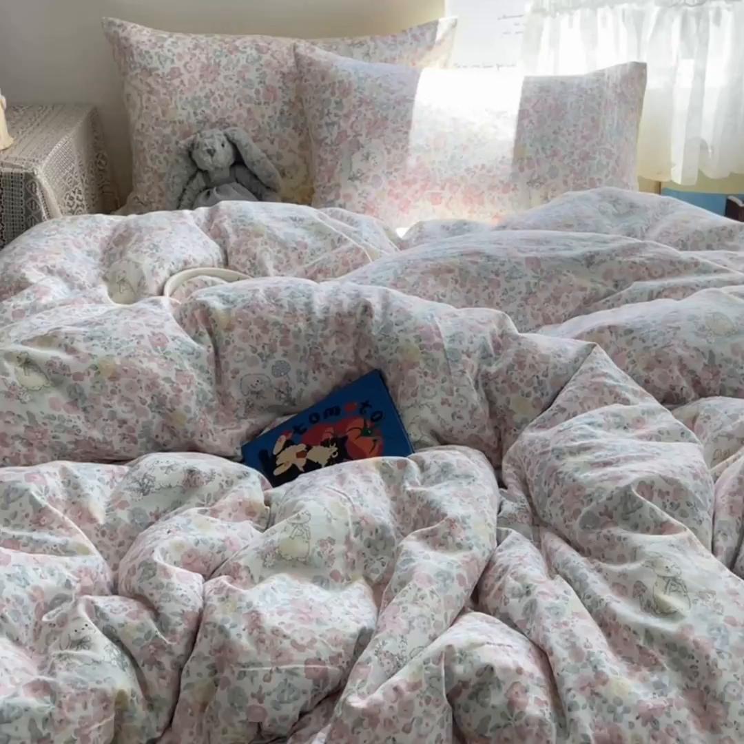 91家纺网 家纺一手货源 找家纺 沐芷 2025 开学季水洗棉四件套A类 卡通简约风超柔舒适三件套 幸运可爱兔