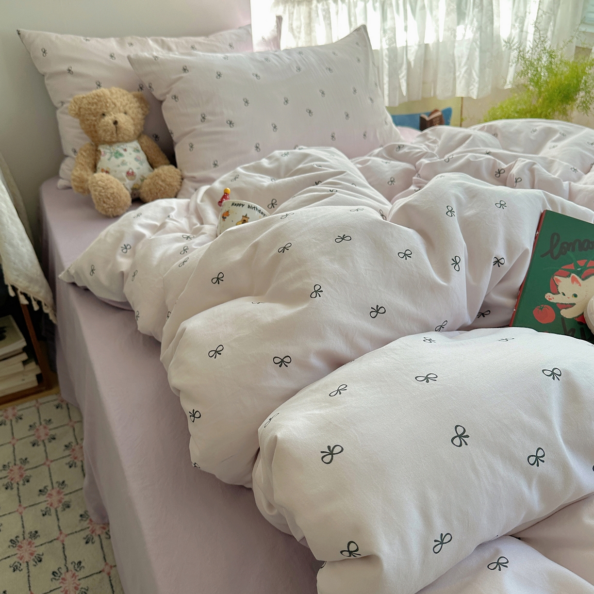 91家纺网 家纺一手货源 找家纺 沐芷 2025 开学季水洗棉四件套A类 卡通简约风超柔舒适三件套 紫色蝴蝶结