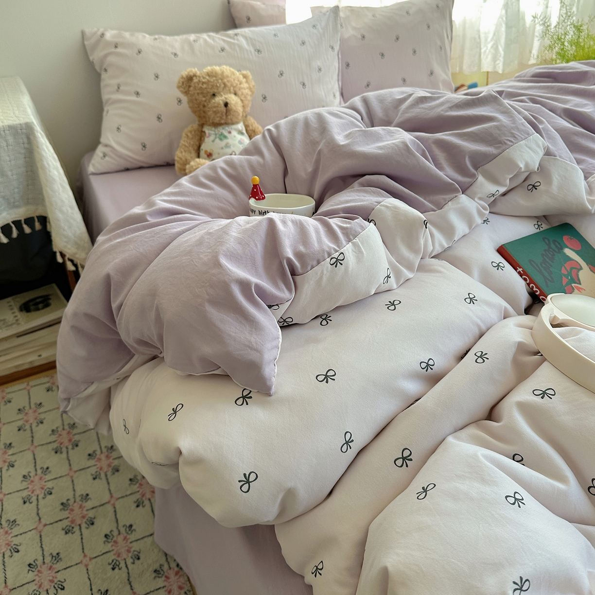 91家纺网 家纺一手货源 找家纺 沐芷 2025 开学季水洗棉四件套A类 卡通简约风超柔舒适三件套 紫色蝴蝶结