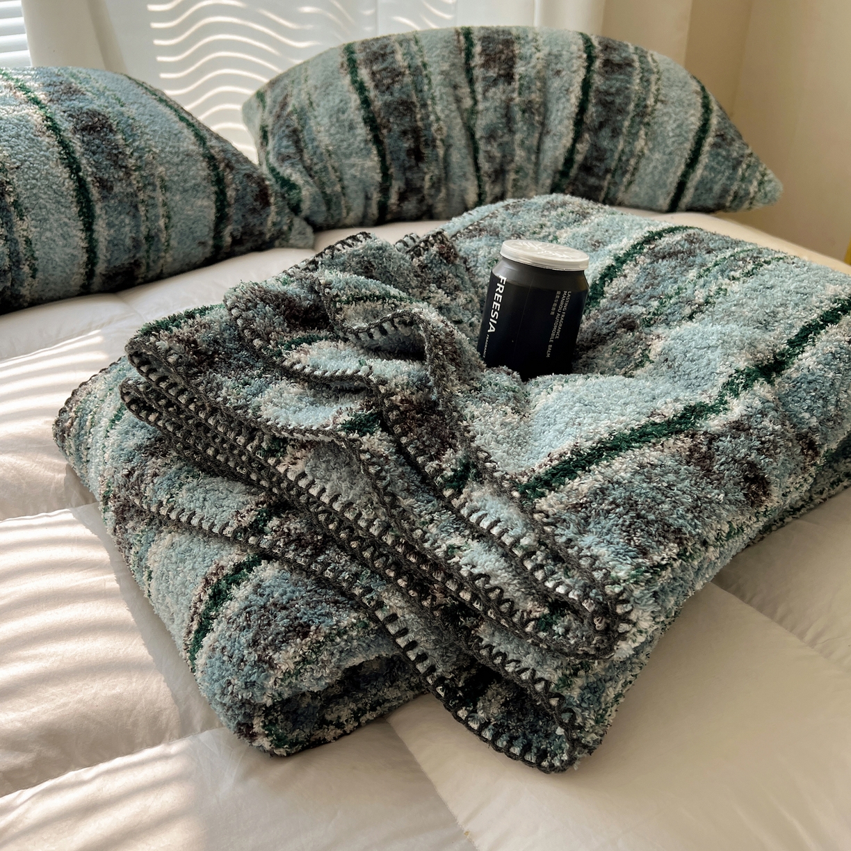 91家纺网 家纺一手货源 找家纺 舒隅家纺 A类高级感半边绒三角针毛毯毯子 黛弦-绿