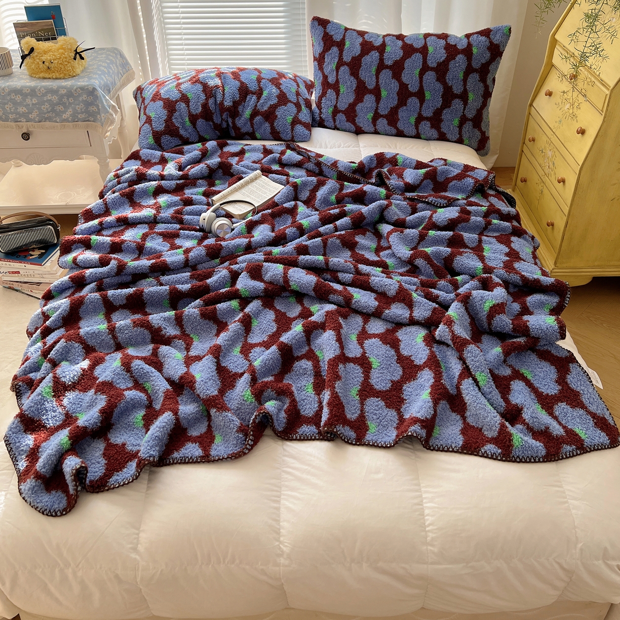 91家纺网 家纺一手货源 找家纺 舒隅家纺 A类高级感半边绒三角针毛毯毯子 芙纹-蓝