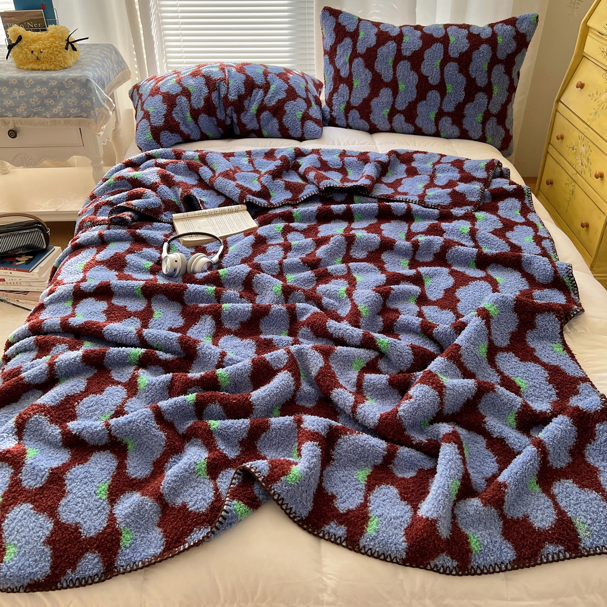 91家纺网 家纺一手货源 找家纺 舒隅家纺 A类高级感半边绒三角针毛毯毯子 芙纹-蓝