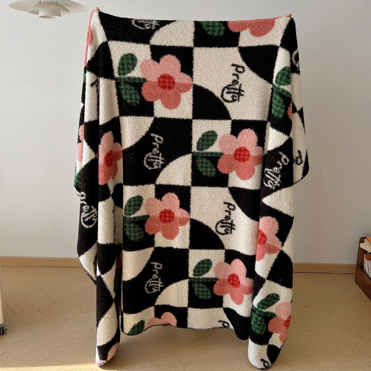 91家纺网 家纺一手货源 找家纺 舒隅家纺 A类高级感半边绒三角针毛毯毯子 奇境花园