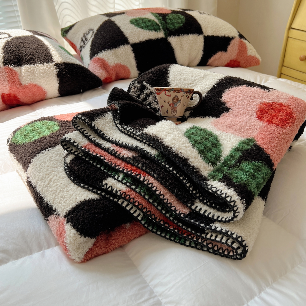 91家纺网 家纺一手货源 找家纺 舒隅家纺 A类高级感半边绒三角针毛毯毯子 奇境花园