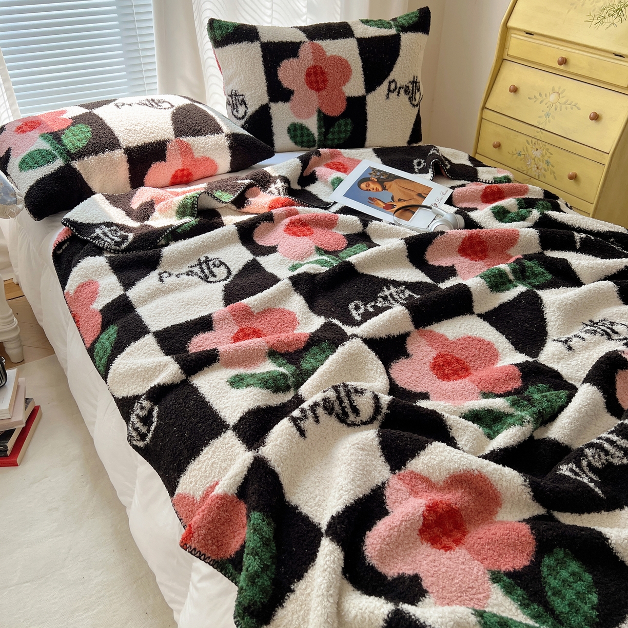 91家纺网 家纺一手货源 找家纺 舒隅家纺 A类高级感半边绒三角针毛毯毯子 奇境花园