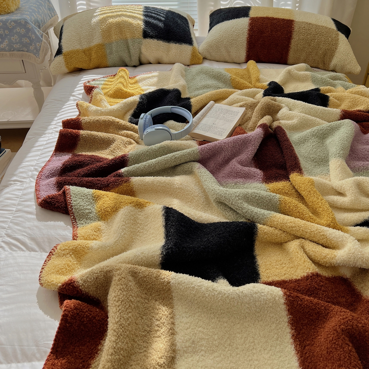 91家纺网 家纺一手货源 找家纺 舒隅家纺 A类高级感半边绒三角针毛毯毯子 棋盘格-粉