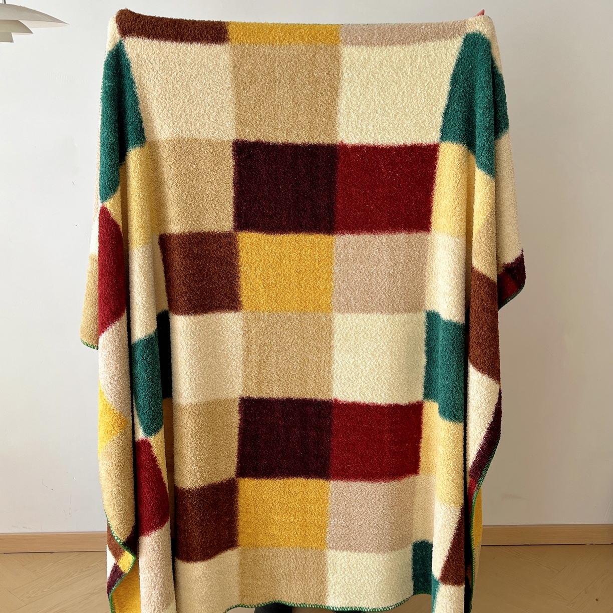 91家纺网 家纺一手货源 找家纺 舒隅家纺 A类高级感半边绒三角针毛毯毯子 棋盘格-绿