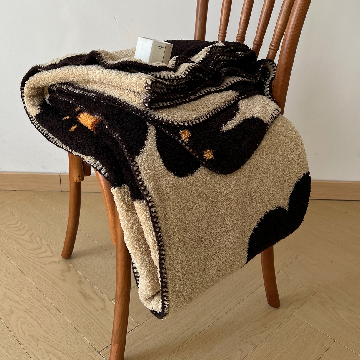 91家纺网 家纺一手货源 找家纺 舒隅家纺 A类高级感半边绒三角针毛毯毯子 太阳花