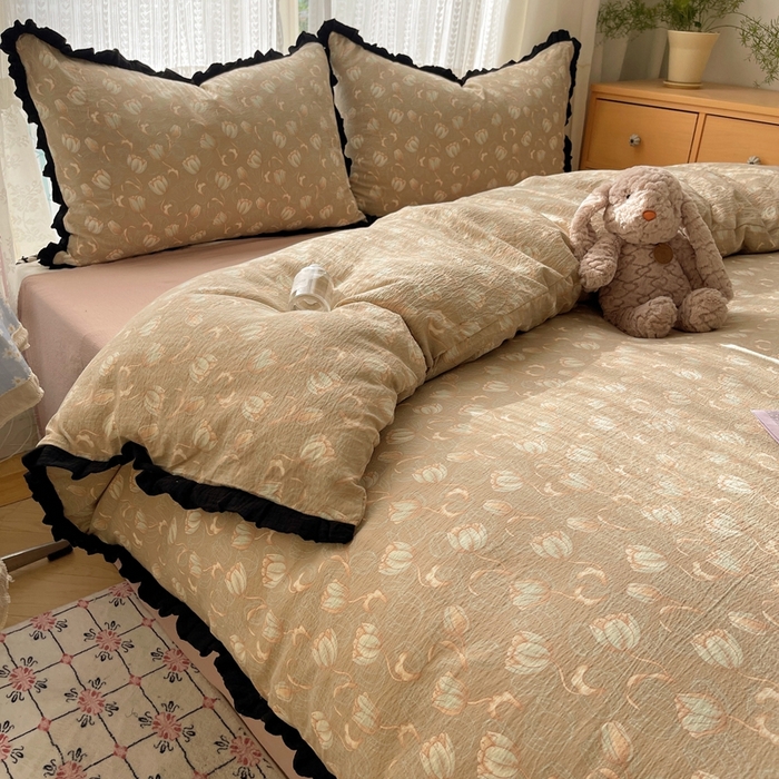 91家纺网 家纺一手货源 找家纺 （总）繁花家居 2025新款学生季韩式云感针织棉大花边木耳边四件套