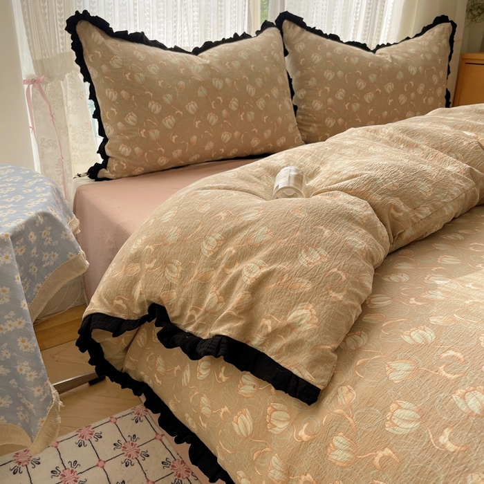 91家纺网 家纺一手货源 找家纺 （总）繁花家居 2025新款学生季韩式云感针织棉大花边木耳边四件套