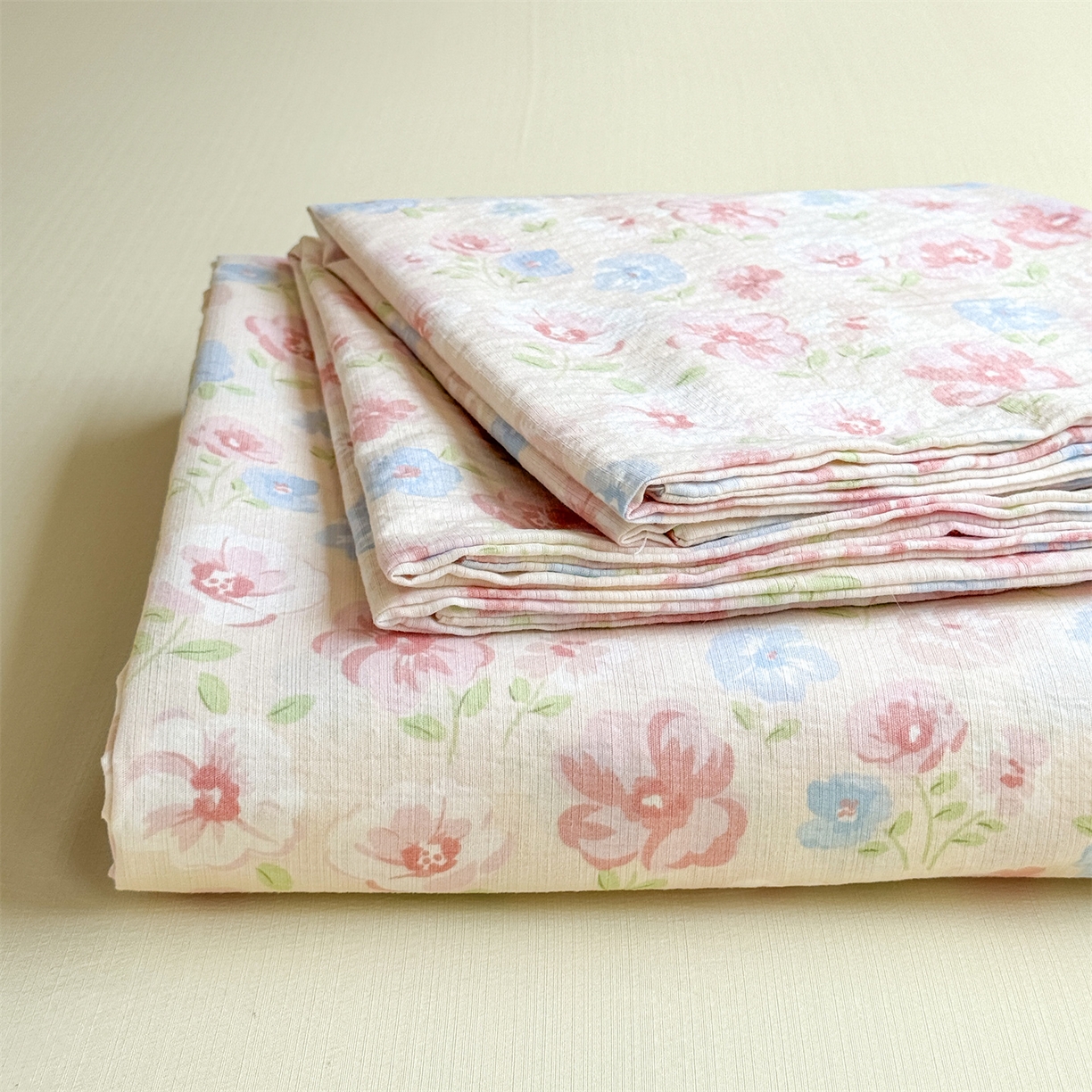 91家纺网 家纺一手货源 找家纺 多品家纺 2025新款超柔云感双层纱单床单 床单单件 花城粉