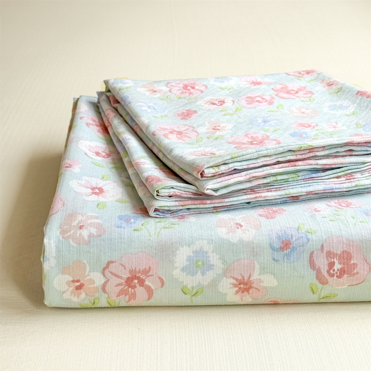 91家纺网 家纺一手货源 找家纺 多品家纺 2025新款超柔云感双层纱单床单 床单单件 花城兰