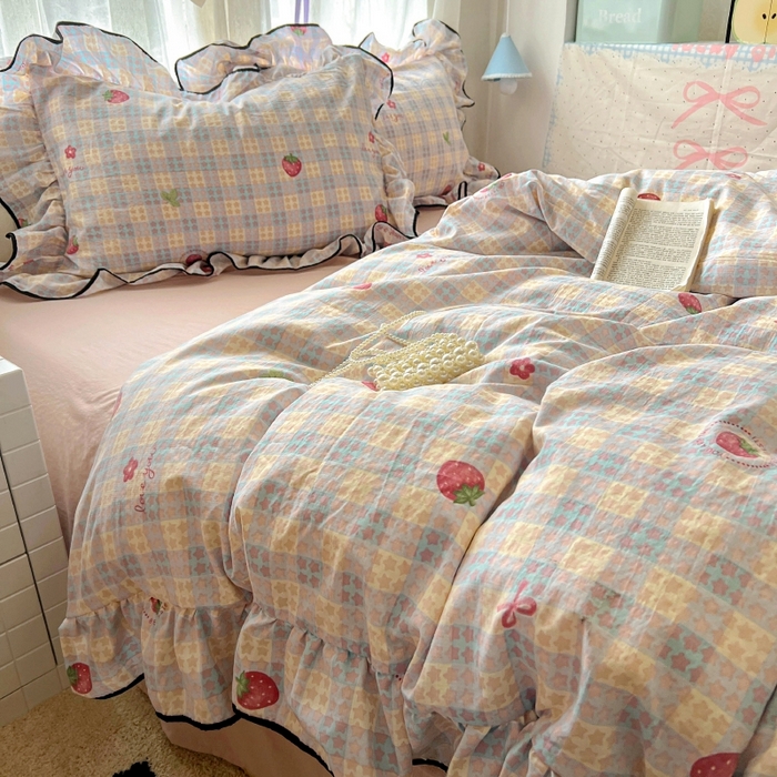 91家纺网 家纺一手货源 找家纺 繁花家居 2025新款学生季韩式云感针织棉大花边木耳边四件套 富山草莓