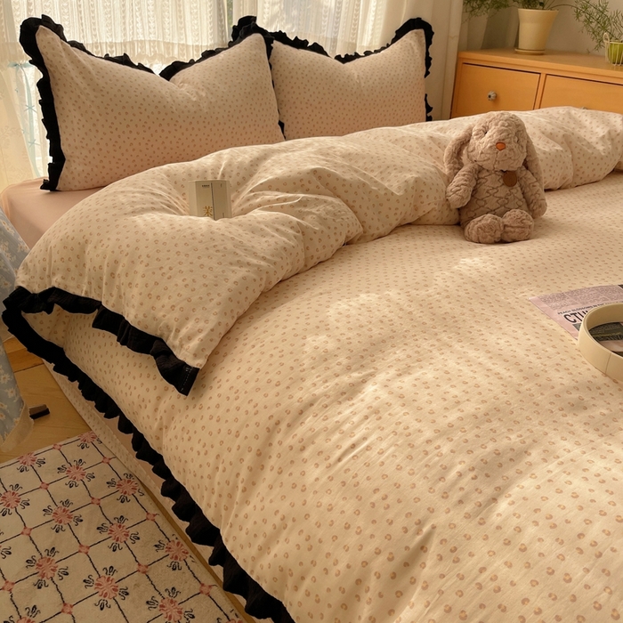 91家纺网 家纺一手货源 找家纺 繁花家居 2025新款学生季韩式云感针织棉大花边木耳边四件套 加州甜心