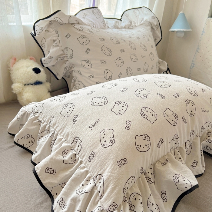 91家纺网 家纺一手货源 找家纺 繁花家居 2025新款学生季韩式云感针织棉大花边木耳边四件套 简笔猫咪