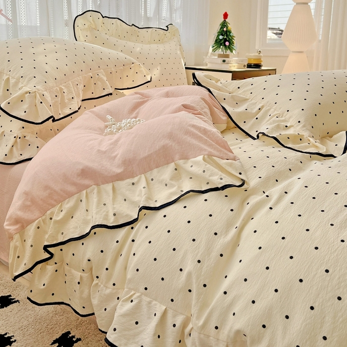 91家纺网 家纺一手货源 找家纺 繁花家居 2025新款学生季韩式云感针织棉大花边木耳边四件套 奶茶泡泡