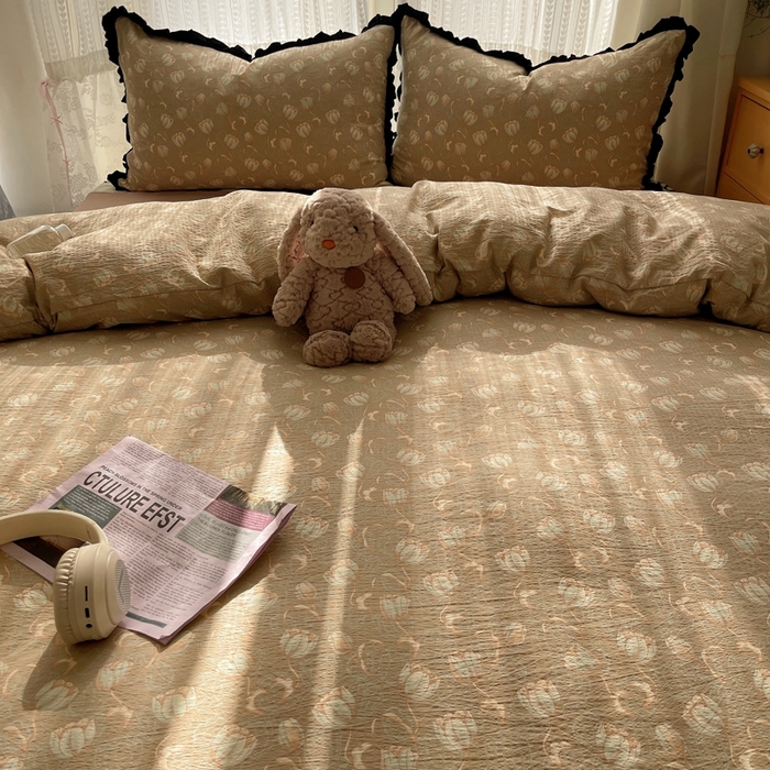 91家纺网 家纺一手货源 找家纺 繁花家居 2025新款学生季韩式云感针织棉大花边木耳边四件套 晚秋